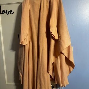 Women's Peach color vintage wool cape